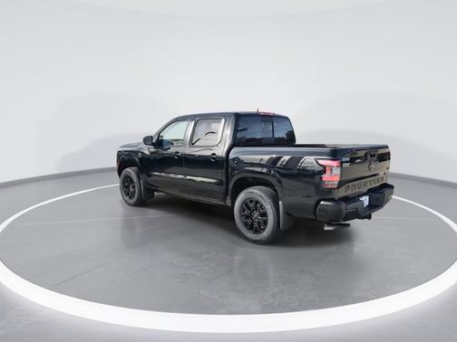 Super Black 2026 Nissan Frontier SV