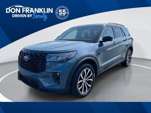 Vapor Blue Metallic 2026 Ford Explorer ST-Line