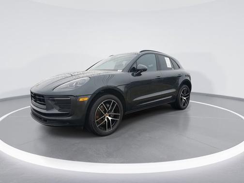 Black 2022 Porsche Macan Base