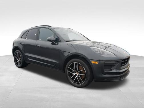 Black 2022 Porsche Macan Base