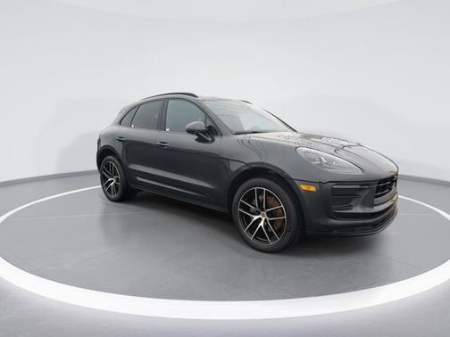 Black 2022 Porsche Macan Base