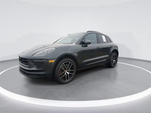 Black 2022 Porsche Macan Base