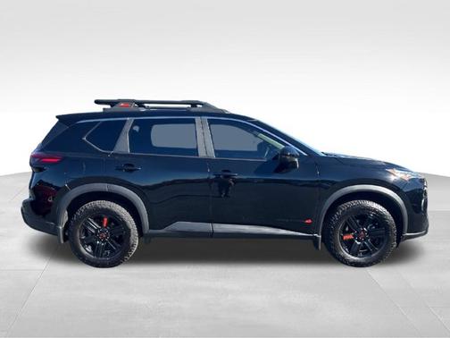 Super Black 2025 Nissan Rogue Rock Creek
