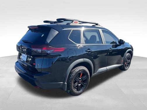 Super Black 2025 Nissan Rogue Rock Creek