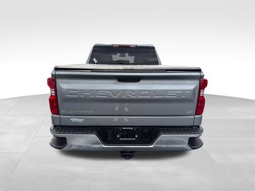 Sterling Gray Metallic 2024 Chevrolet Silverado 1500 LT