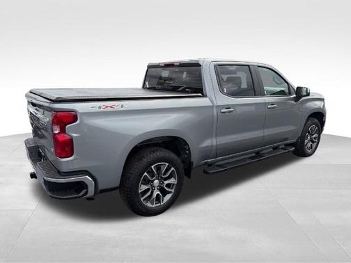 Sterling Gray Metallic 2024 Chevrolet Silverado 1500 LT