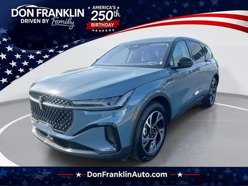 Whisper Blue Metallic Clearcoat 2026 Lincoln Nautilus Premiere