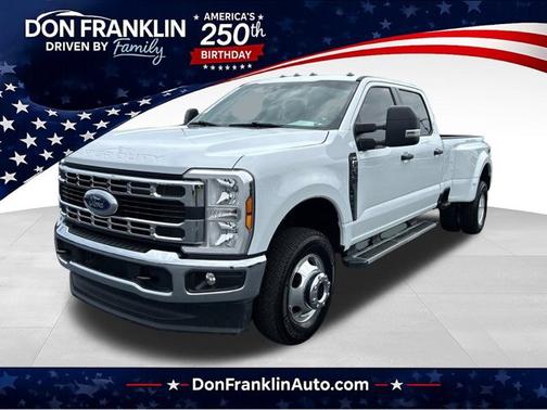 Oxford White 2026 Ford F-350 XLT