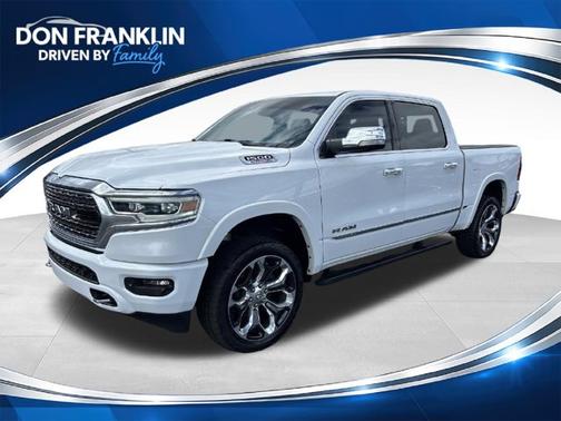 Bright White Clearcoat 2021 RAM 1500 Limited