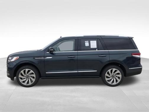 Blue Metallic 2024 Lincoln Navigator Reserve