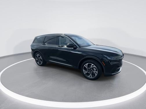 Infinite Black Metallic Clearcoat 2026 Lincoln Nautilus Premiere