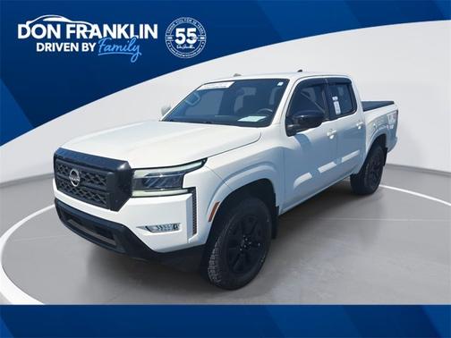 2023 Nissan Frontier SV