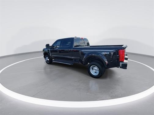 2023 Ford F-350 XLT