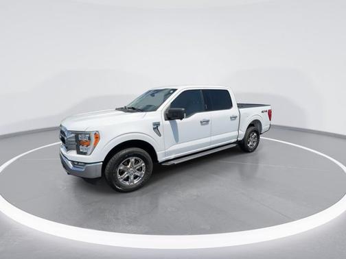 Oxford White 2022 Ford F-150 XLT