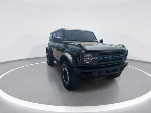 Shadow Black 2024 Ford Bronco Black Diamond