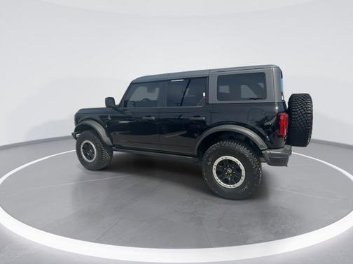 Shadow Black 2024 Ford Bronco Black Diamond