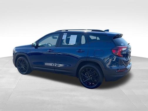 Marine Metallic 2023 GMC Terrain SLE