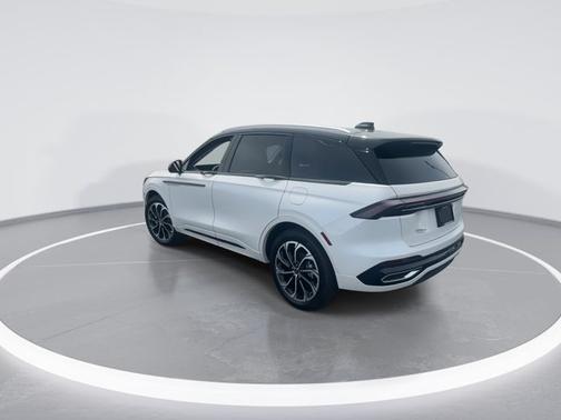 White Platinum Clearcoat Metallic 2026 Lincoln Nautilus Reserve