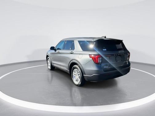Carbonized Gray Metallic 2026 Ford Explorer Active