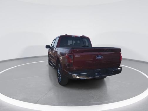 Ruby Red Metallic Tinted Clearcoat 2026 Ford F-150 XLT