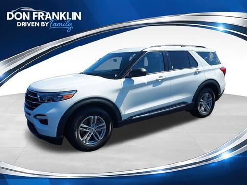 Oxford White 2021 Ford Explorer XLT