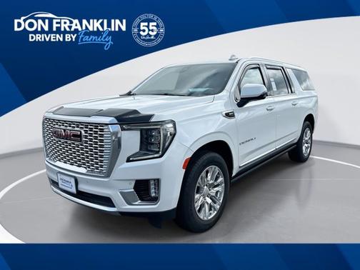 White Frost Tricoat 2022 GMC Yukon XL Denali