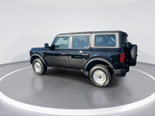 Shadow Black 2025 Ford Bronco Base