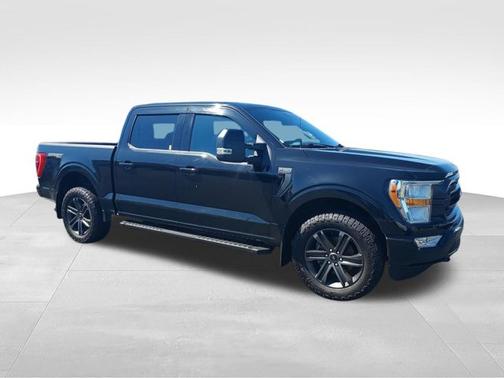 Black 2022 Ford F-150 XLT