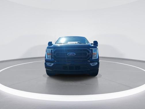 Black 2022 Ford F-150 XLT