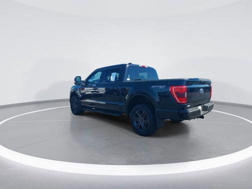 Black 2022 Ford F-150 XLT