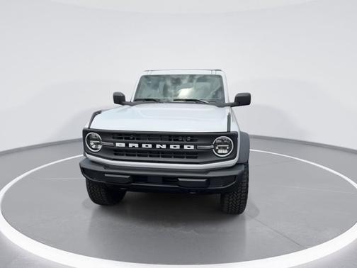 Oxford White 2026 Ford Bronco Base
