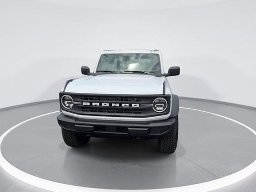 Oxford White 2026 Ford Bronco Base