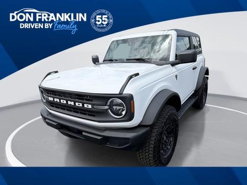 Oxford White 2026 Ford Bronco Base