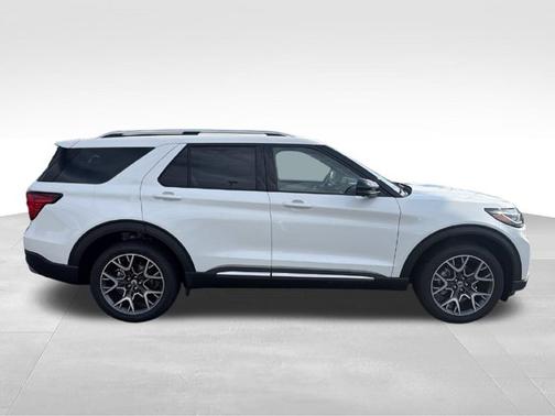 Star White Metallic Tri-Coat 2027 Ford Explorer Platinum