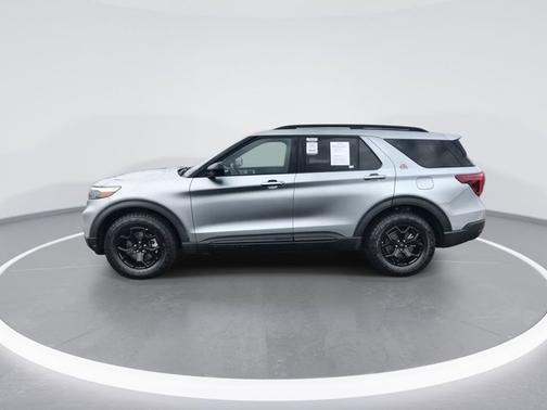 Iconic Silver Metallic 2024 Ford Explorer Timberline