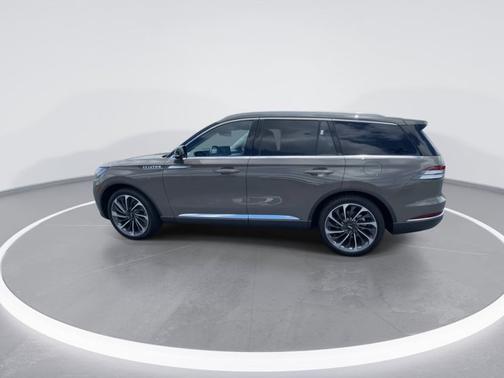 Harbor Gray Clearcoat 2026 Lincoln Aviator Reserve