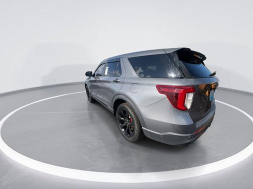 Gray Metallic 2022 Ford Explorer ST