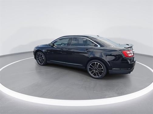2017 Ford Taurus SHO