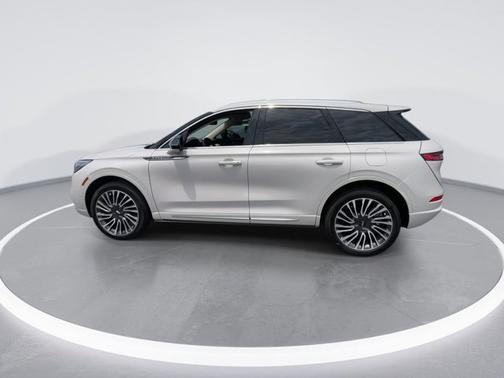 Ceramic Pearl Metallic Tri-Coat 2022 Lincoln Corsair Reserve