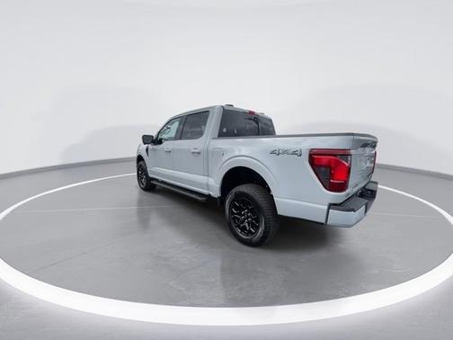 Avalanche 2026 Ford F-150 XLT
