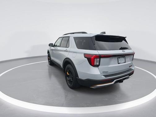 Space White Metallic 2026 Ford Explorer Tremor