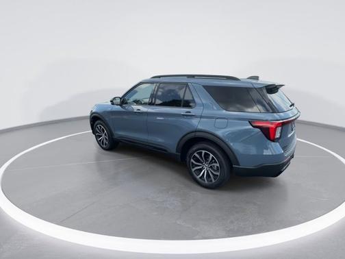 Vapor Blue Metallic 2026 Ford Explorer ST-Line