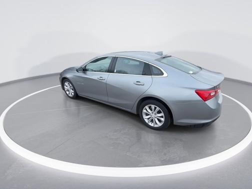 Sterling Gray Metallic 2024 Chevrolet Malibu 1LT
