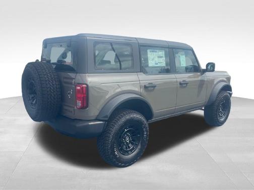 Marsh Gray 2026 Ford Bronco Base