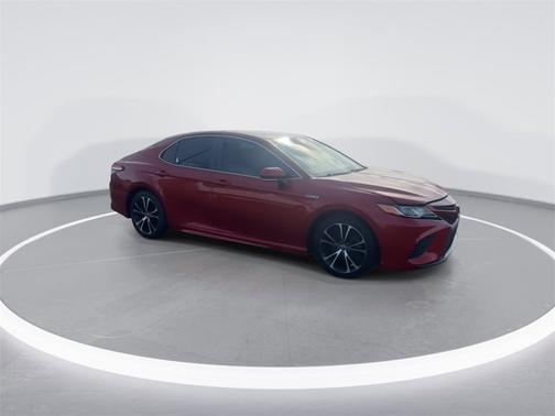 2020 Toyota Camry Hybrid SE