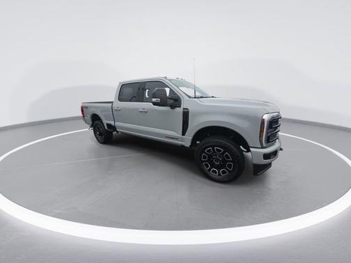 Avalanche 2026 Ford F-350 Platinum