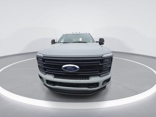 Avalanche 2026 Ford F-350 Platinum
