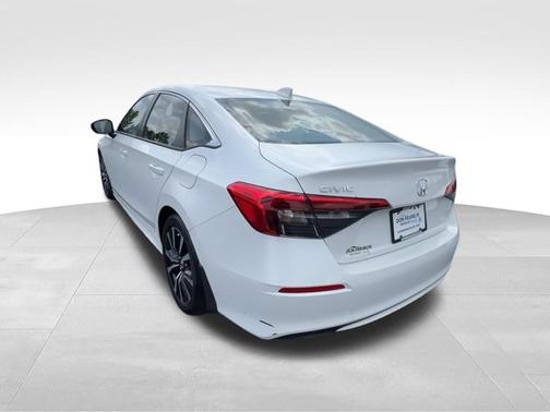 White 2022 Honda Civic EX