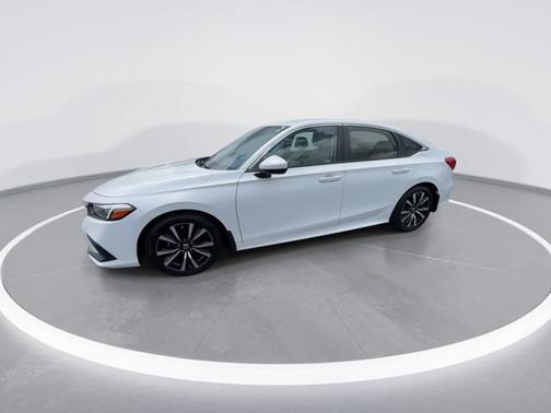 White 2022 Honda Civic EX