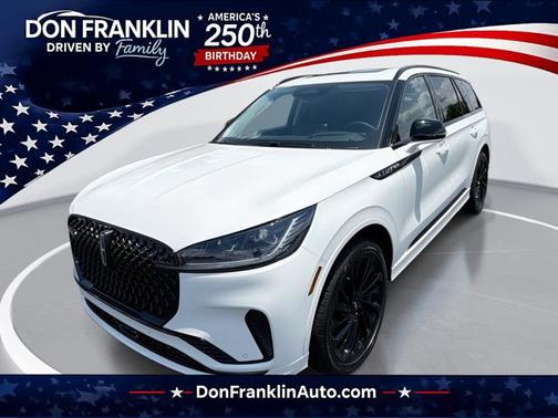 Pristine White Metallic Tri-Coat 2026 Lincoln Aviator Reserve
